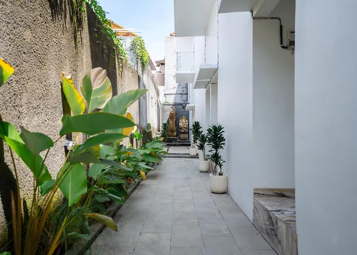 Lumbung Sari 3* Kuta (Bali)